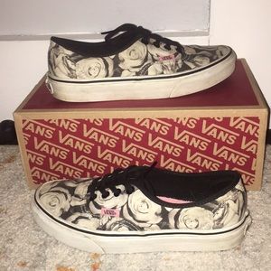 Vans women authentic
